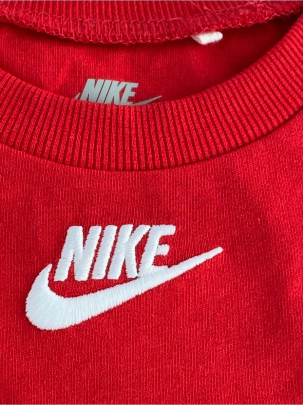 Nike Baby Girls 2PC Shorts Set University Red Flutter Sleeve Outfit 24M NWT NEW - Picture 3 of 8